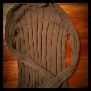 3/$25 Simply Vera turtleneck